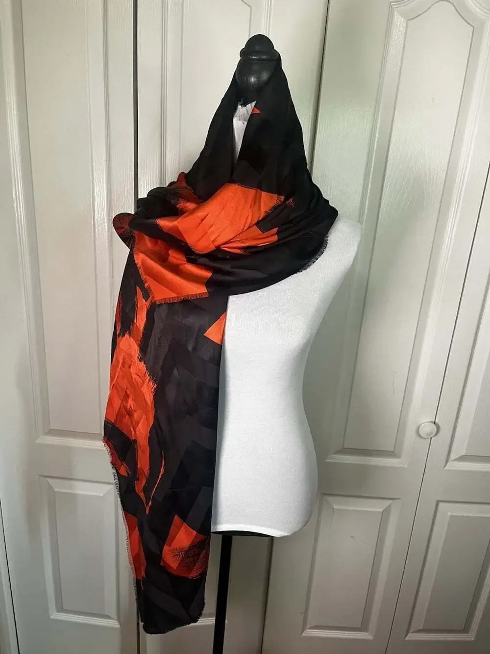 VINTAGE ESCADA MARGARETHA LEY 80s DESIGNER ITALIAN SILK SCARF LARGE LUXURY 36X58